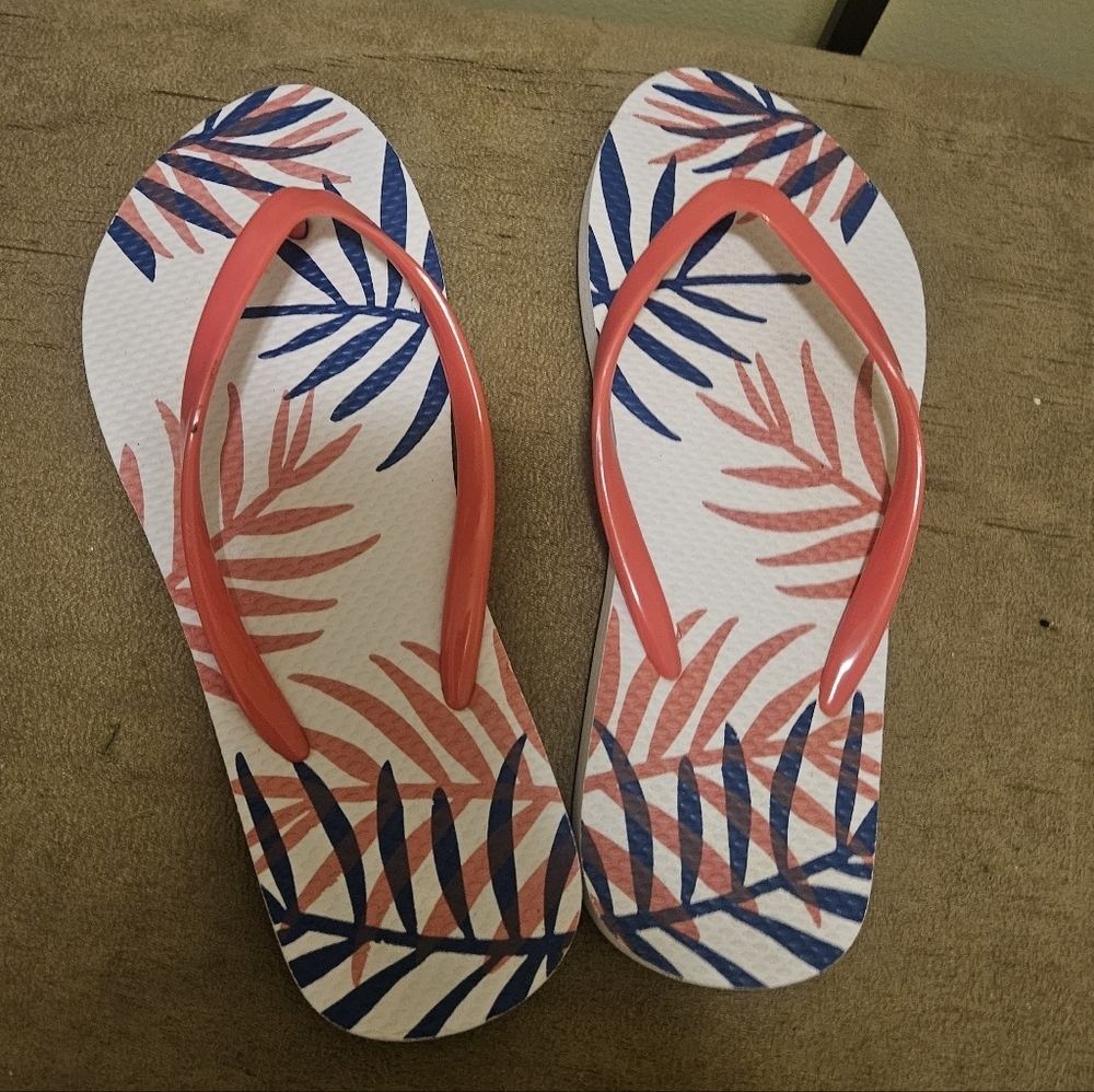 Tropical Leaf Print Flip Flops